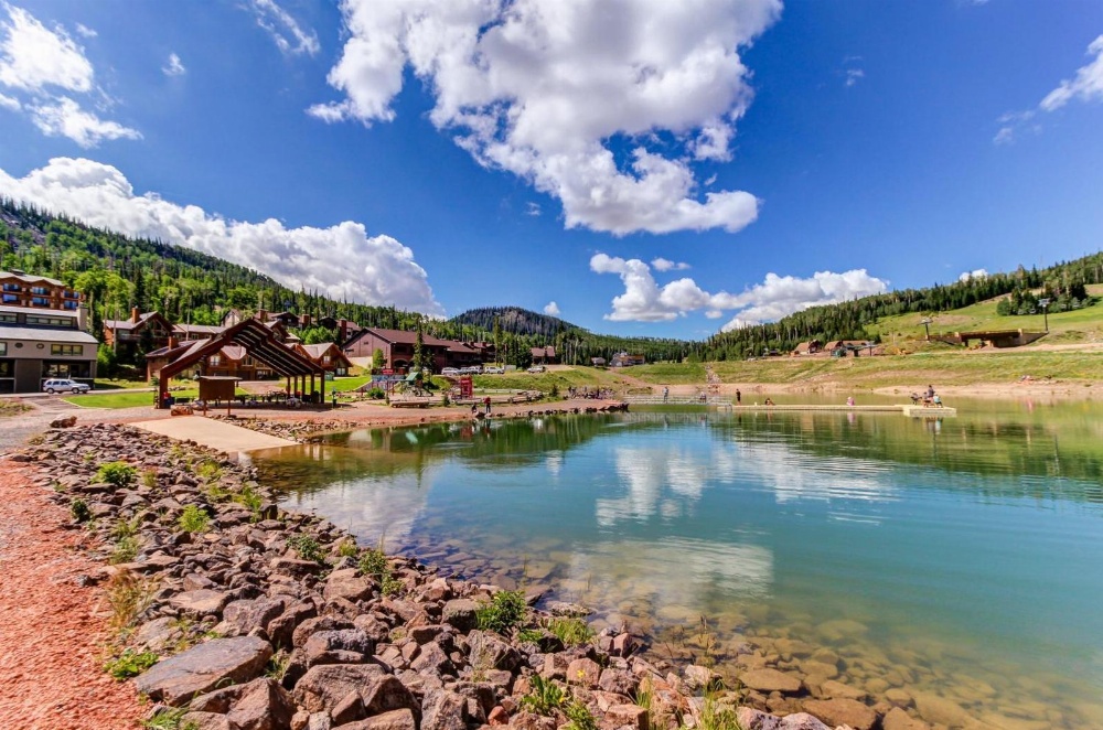 Aspens Whispering Hideaway Main image
